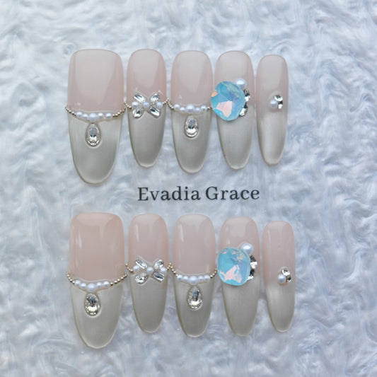 Lavender Dream Gradient Press-On Nails – Sparkling Crystal Heart & Butterfly Accents
