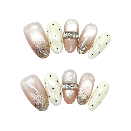 3D Diamond Band & Chrome Nails by EvadiaGrace