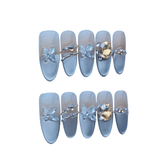 Elegant Butterfly Crystal Press-On Nails with Champagne Gemstone