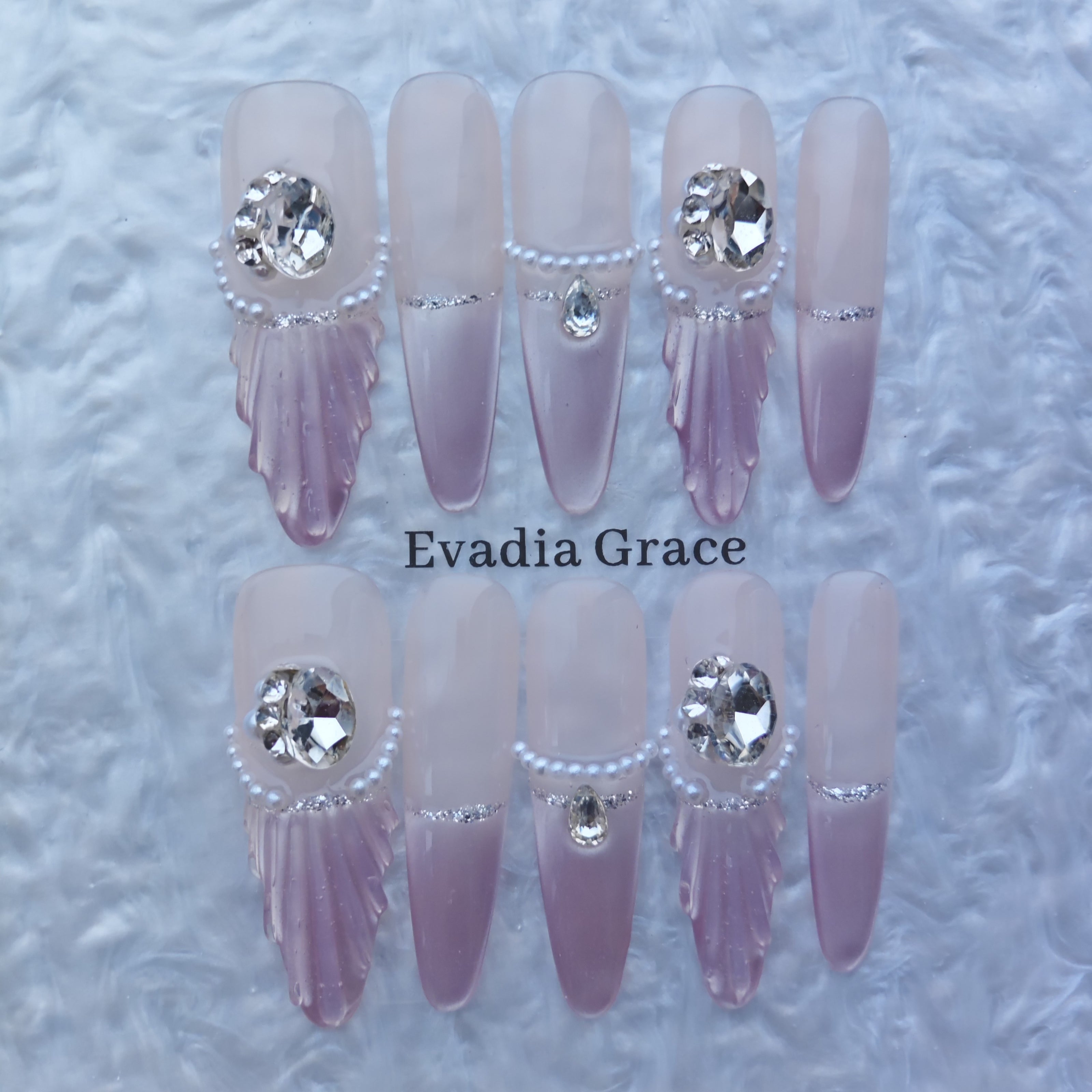 Elegant Pearl Accent Ombre Press-On Nails