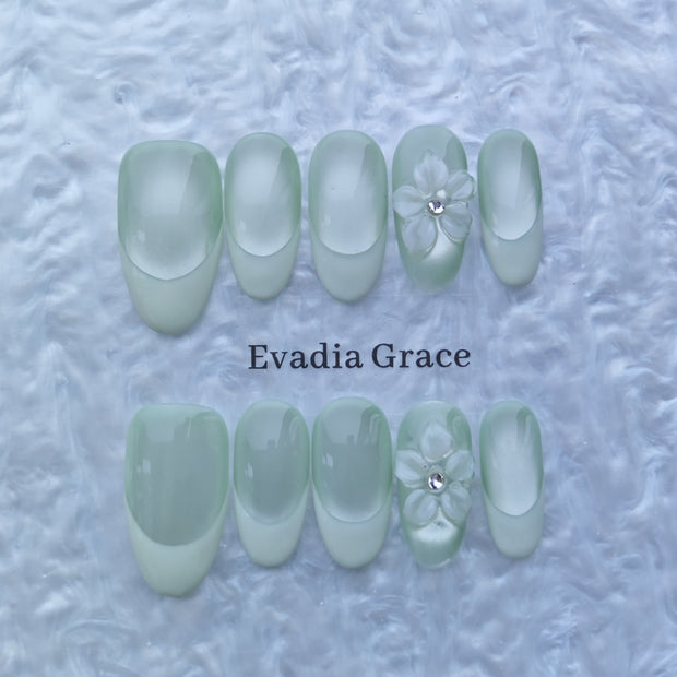 Elegant Green Floral Press-On Nails