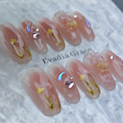 Pastel Yellow Blooming Garden Press-On Nails