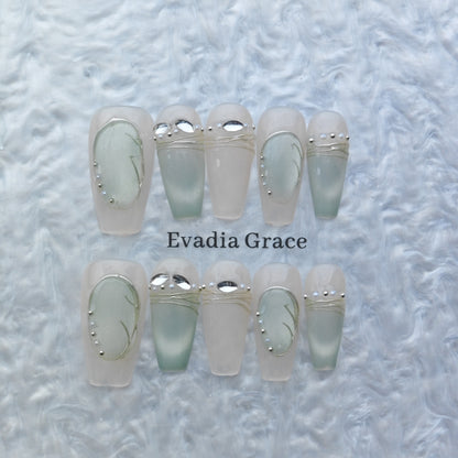 Elegant Silver Green Oval Accent Press-On Nails