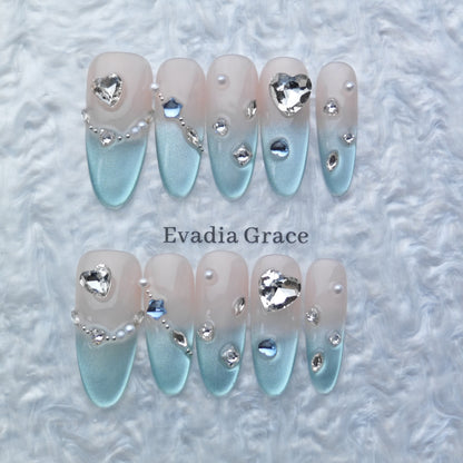 Blue Diamond Heart French Press-On Nails