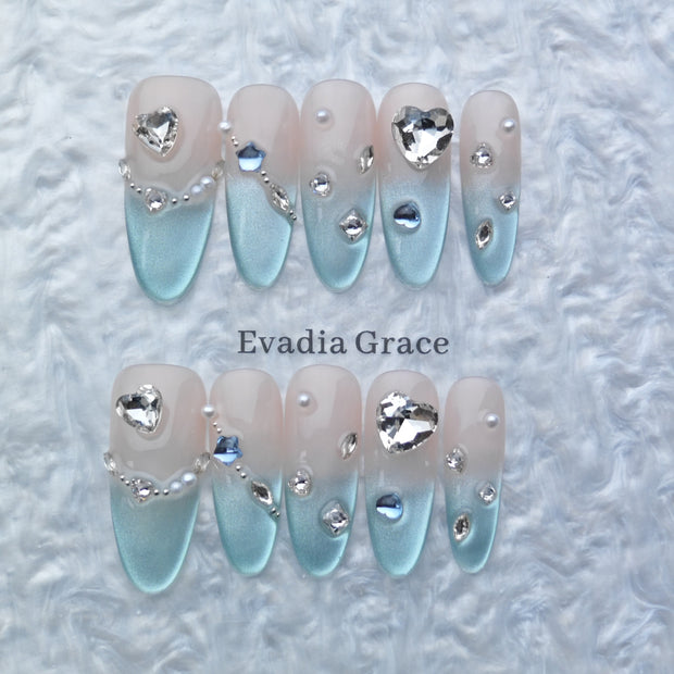 Blue Diamond Heart French Press-On Nails