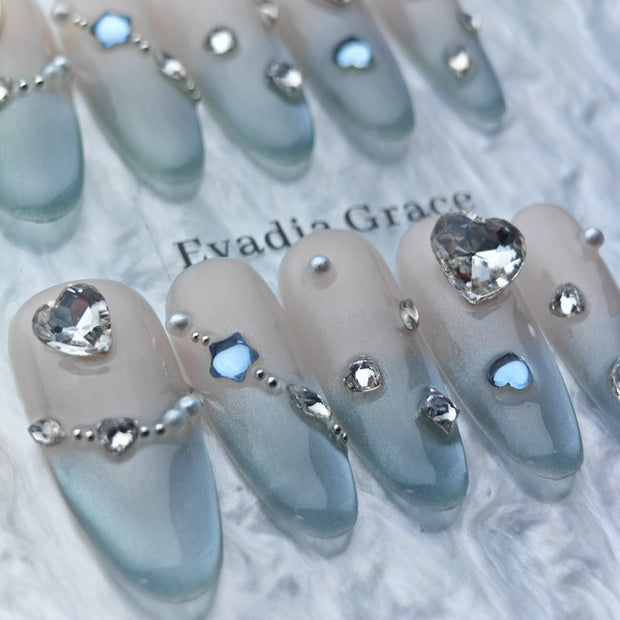Blue Diamond Heart French Press-On Nails
