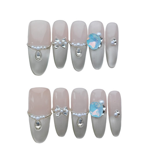 Lavender Dream Gradient Press-On Nails – Sparkling Crystal Heart & Butterfly Accents | Long Coffin Luxury Fake Nails | Reusable Elegant Nail Art Tips