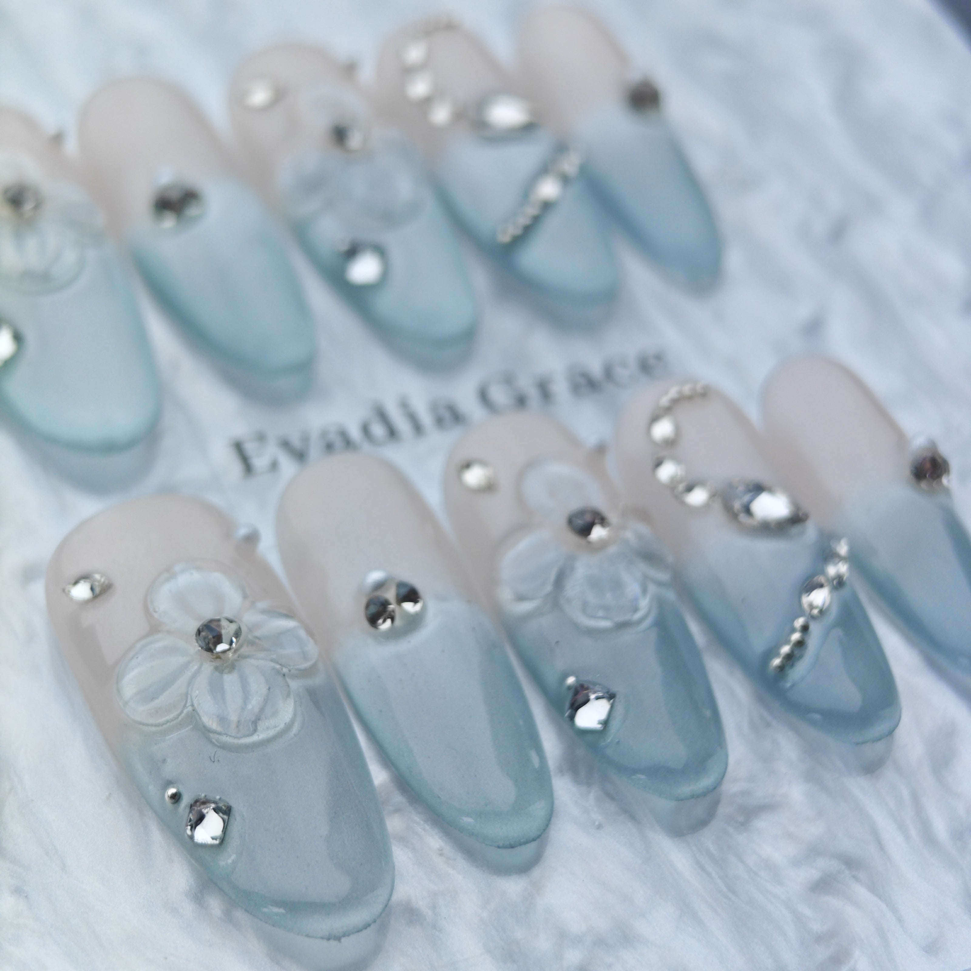 Soft Lavender Gradient Press-On Nails – Sparkling Crystal Heart & Butterfly Accents | Long Coffin Elegant Fake Nails | Reusable Luxury Nail Art Tips