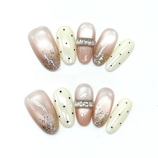3D Diamond Band & Chrome Nails by EvadiaGrace