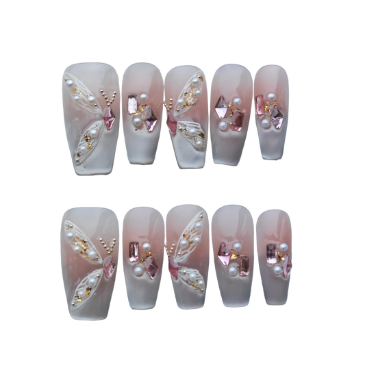 Elegant Butterfly Pearl Press-On Nails